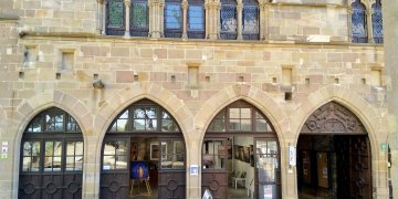 Sur les Cimaises